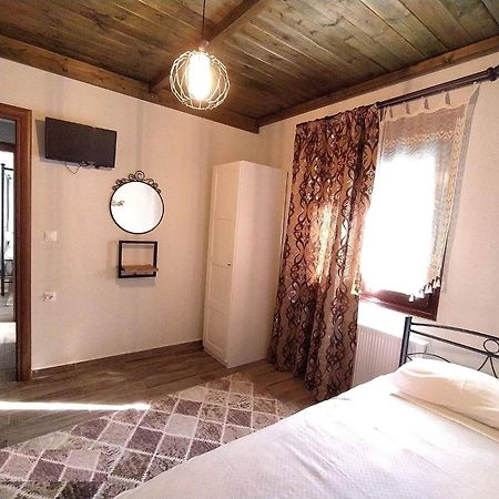 ÉmbonasRustic Houseアパートメント エクステリア 写真