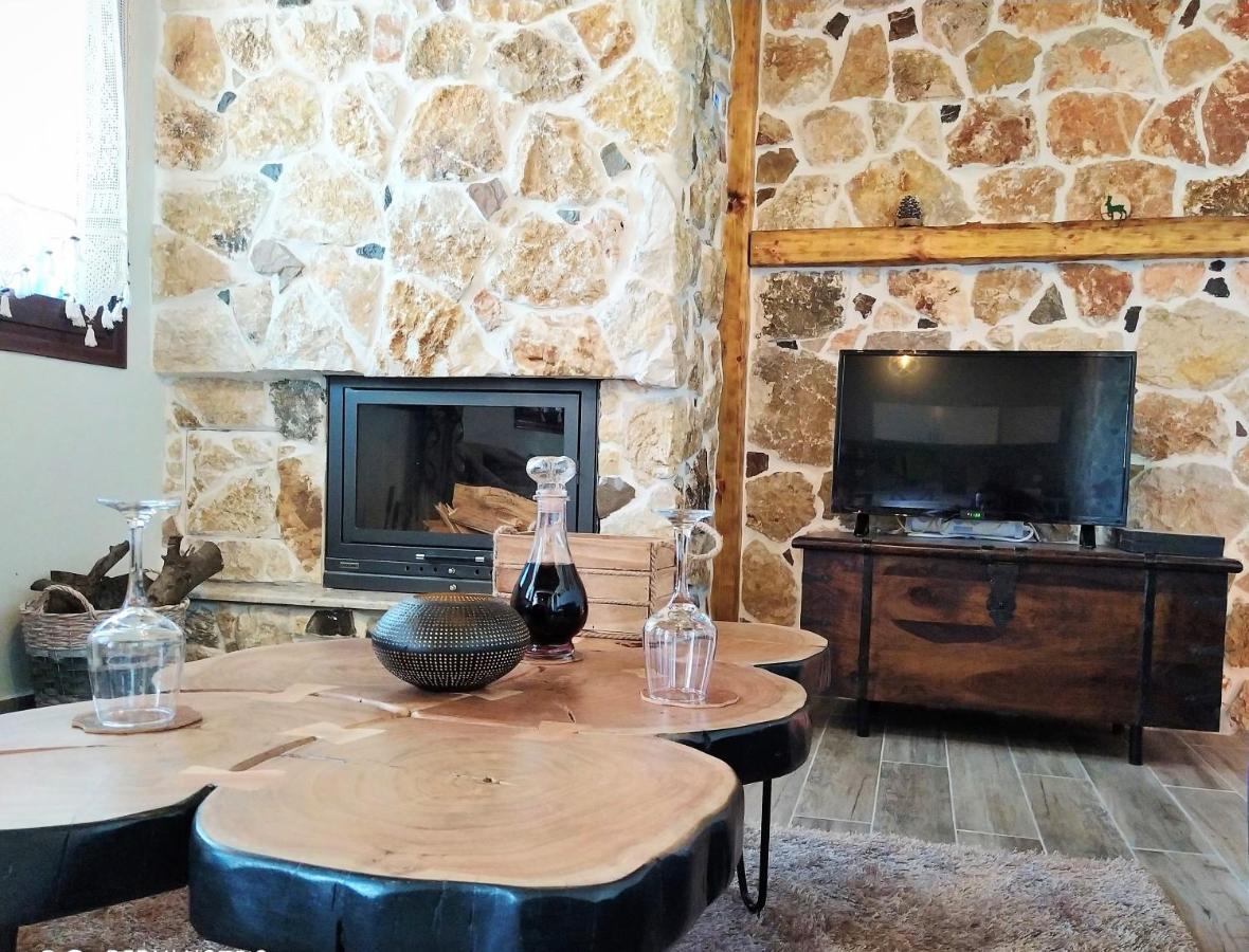 ÉmbonasRustic Houseアパートメント エクステリア 写真