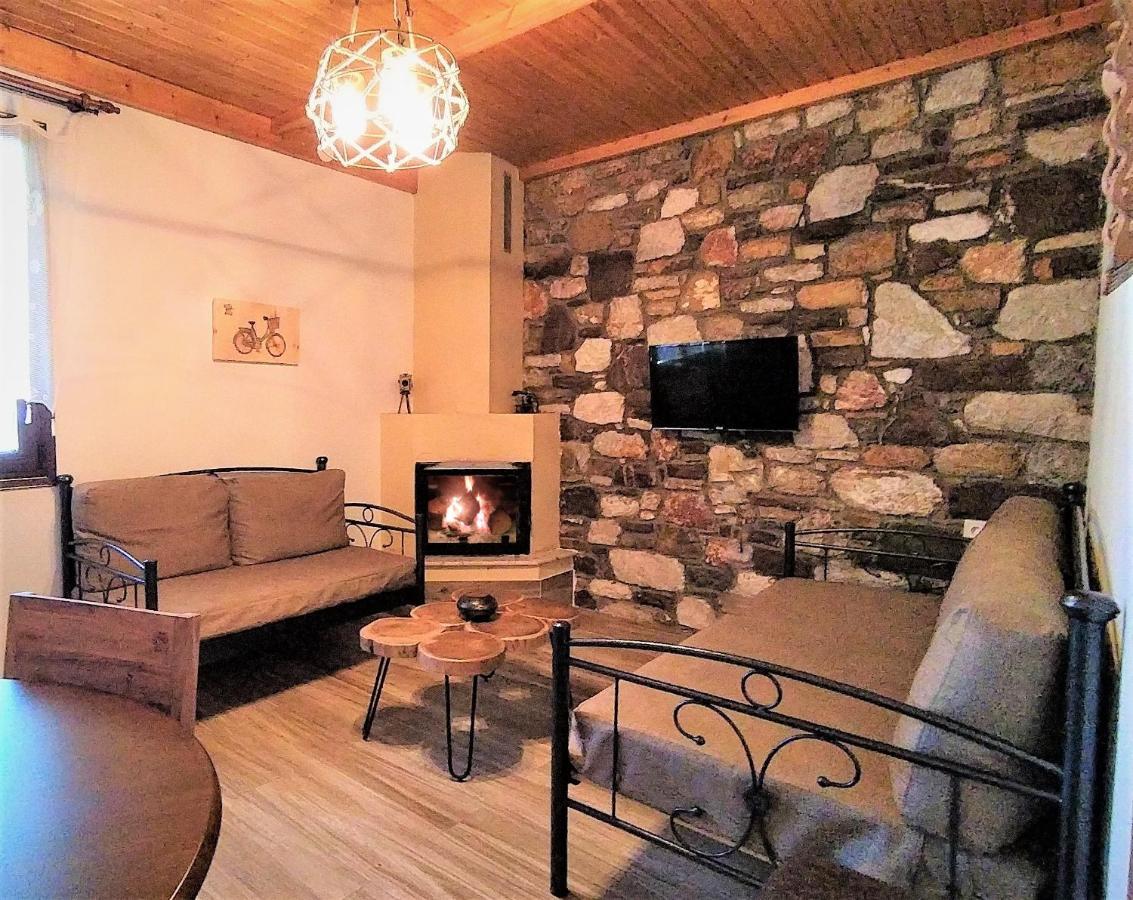 ÉmbonasRustic Houseアパートメント エクステリア 写真